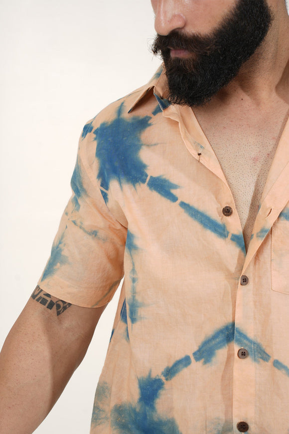 Why Light Colors (Especially Peach Color ) Rule Men's Summer Shirts