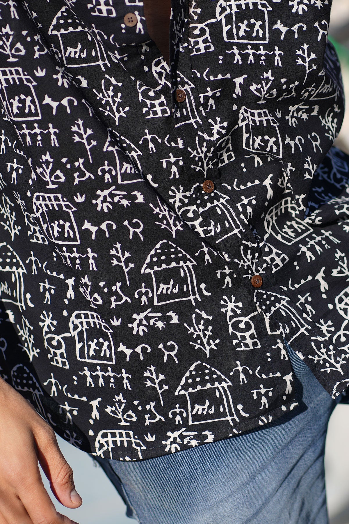 3 Uncommon Ways to Wear Tribal Print Shirts This Summer